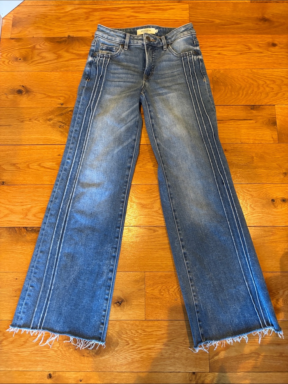 Hidden Happi mid rise comfort flare jean